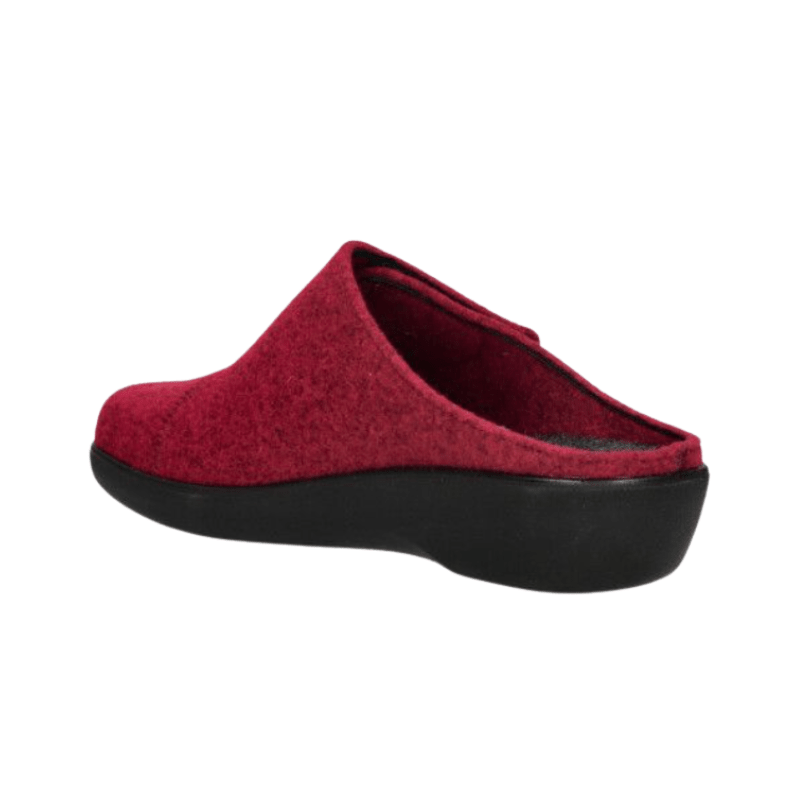 Red Berkemann women's slipper in felt, seen from back and side, with open heel and lightweight black sole