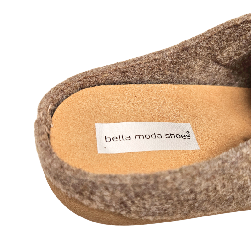 Bella Moda women's house slippers - Beige